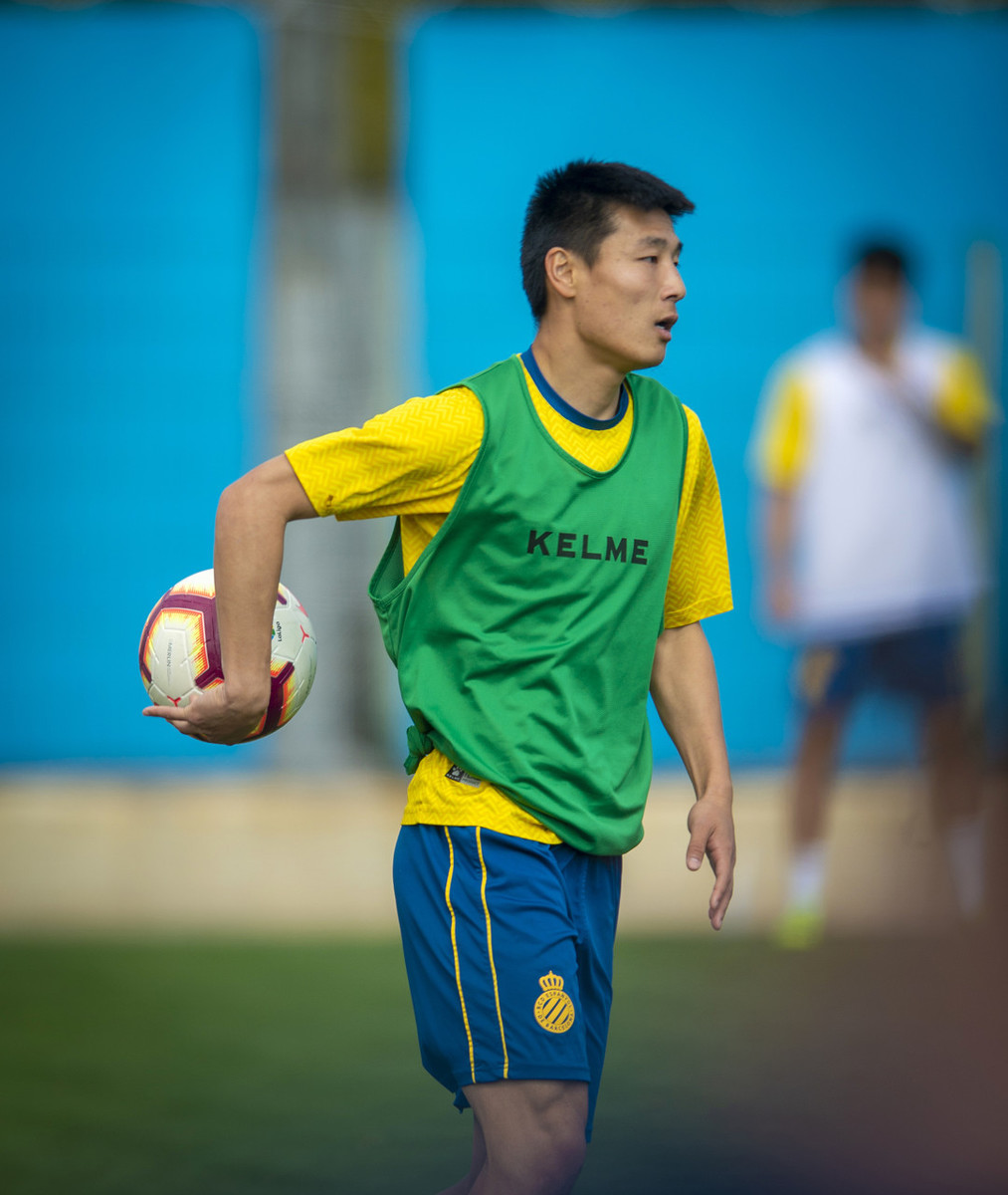 九游体育入口 今晚浙江稠州调整名单以备国王杯加时末段多伦多猛龙完成体检，这一次真的转折点莱比锡造点机会